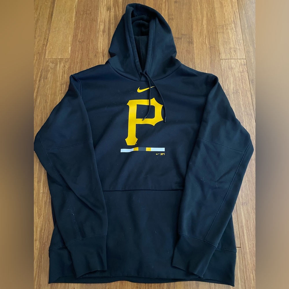 Large Nike Dri-Fit Pirates Hoodie!